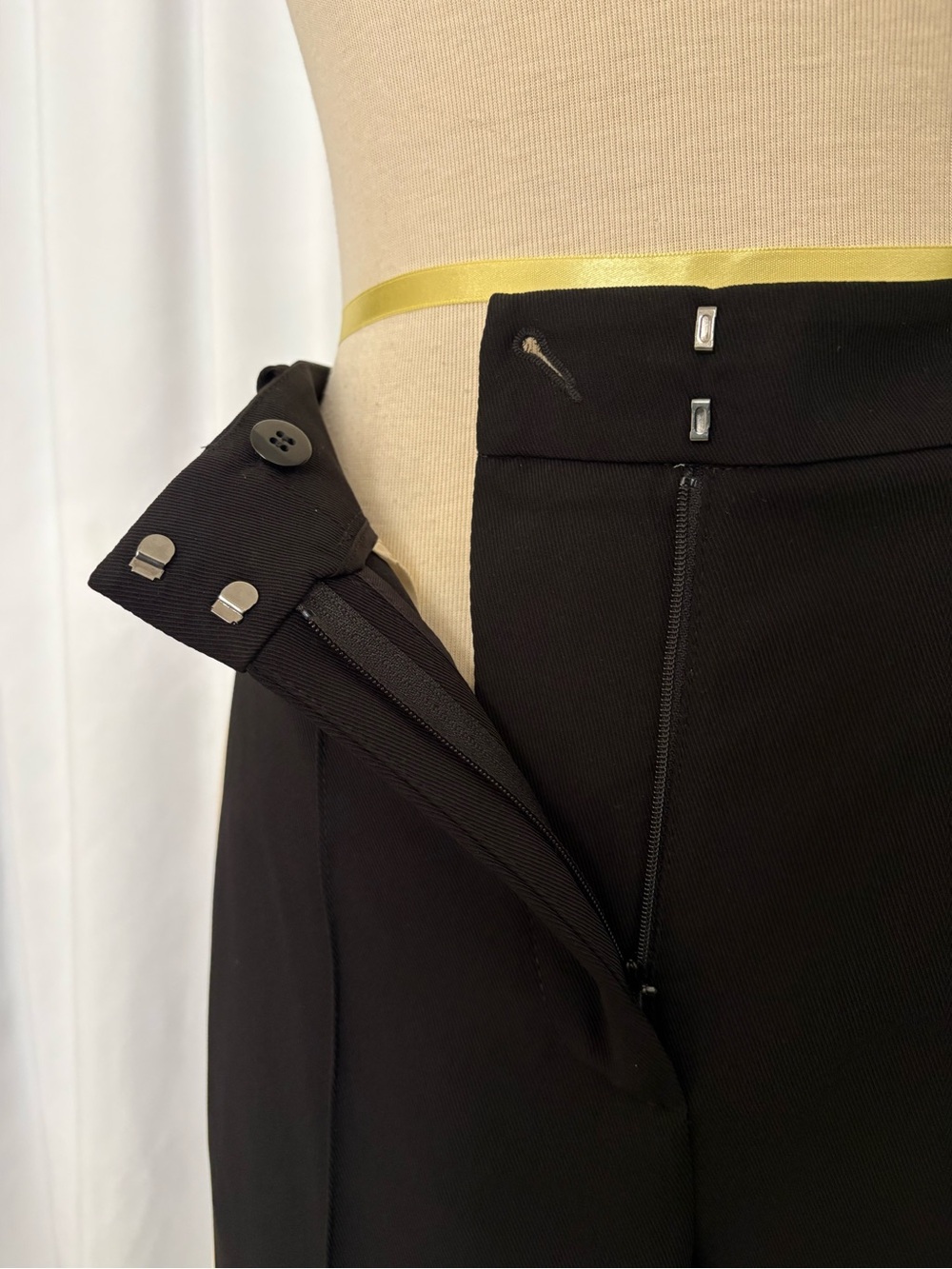 Reiss Wide Leg Two Tone Trouser Pants - Picture 4 of 6